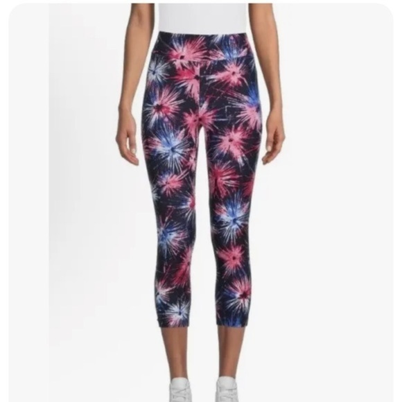 Fireworks Capri leggings NWT super soft patriotic holiday comfort - XS​ - Picture 1 of 6